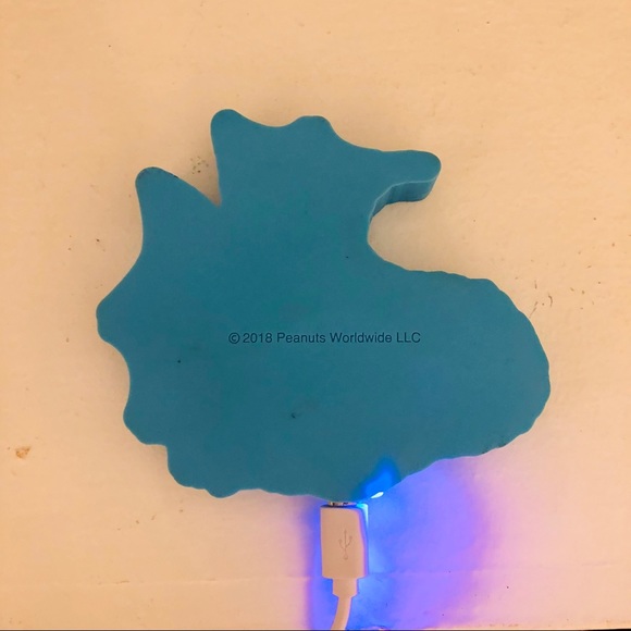 Peanuts Woodstock Wireless Battery Charger - Picture 4 of 4